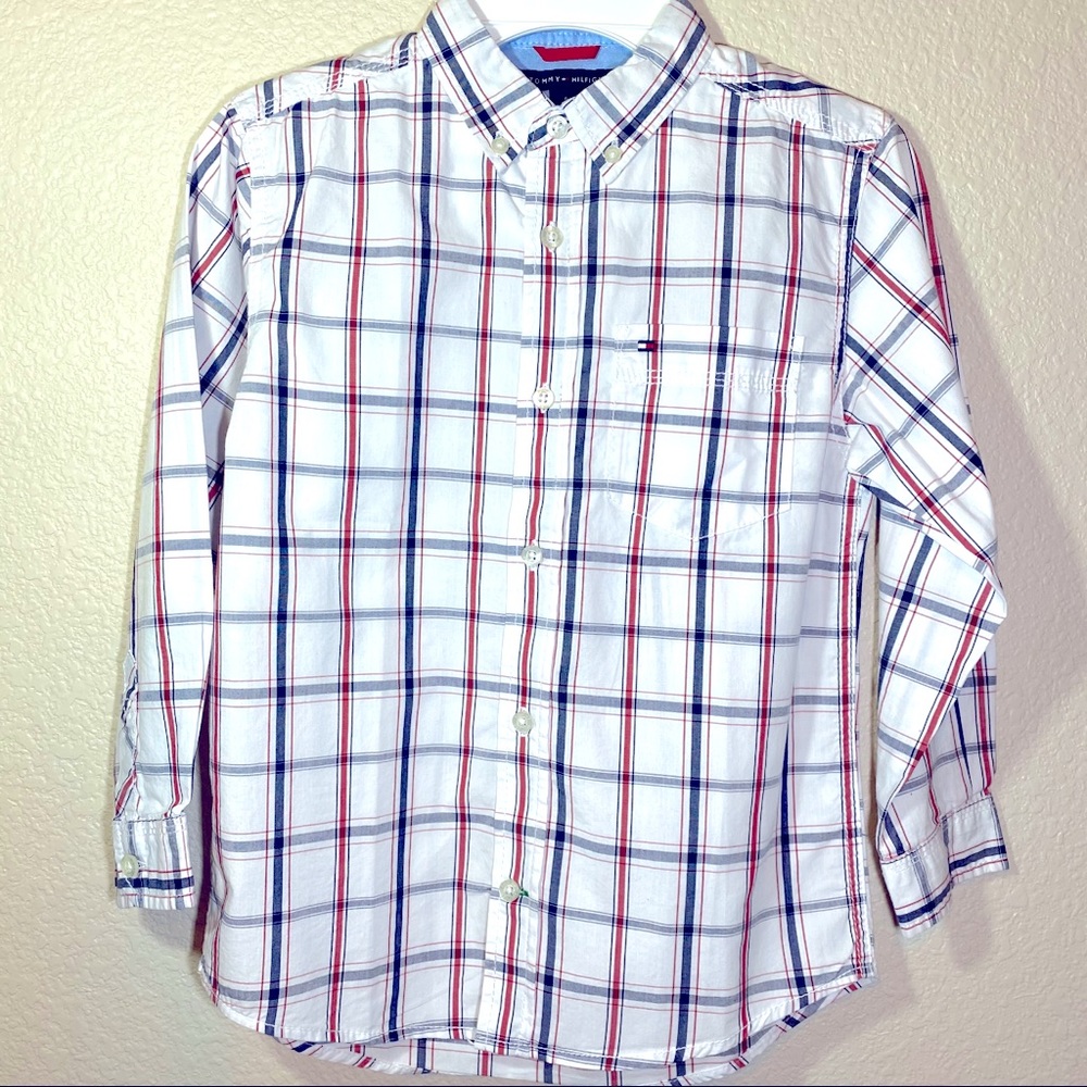 Boy’s Tommy Hilfiger Long Sleeves Shirt Size 6.